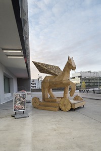 Bild:  Trojan Pegasus am Tag der Forschung