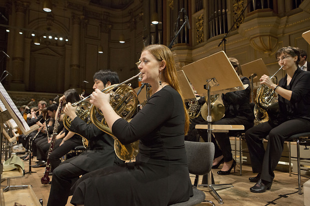 Bild:  2013.11.23. Orchester der ZHdK - Nello Santi, Leitung - Adriana Marfisi, Sopran