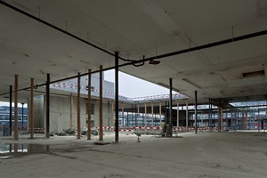 Picture: Öffnungen in Decke E 07 für Lichthöfe, Hilfstragkonstruktion aus Holz