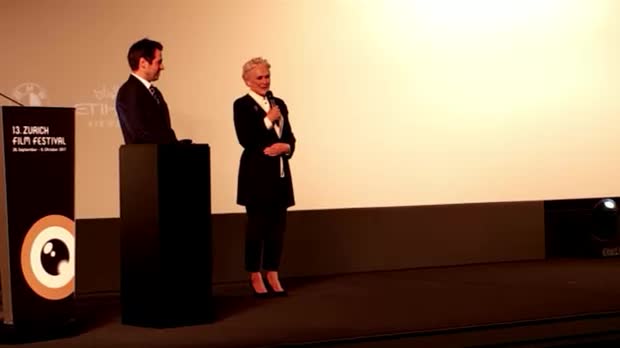 Bild:  Hollywood Star Glenn Close kam mit ihrer Tochter Annie Stark ans Zürich Film Festival