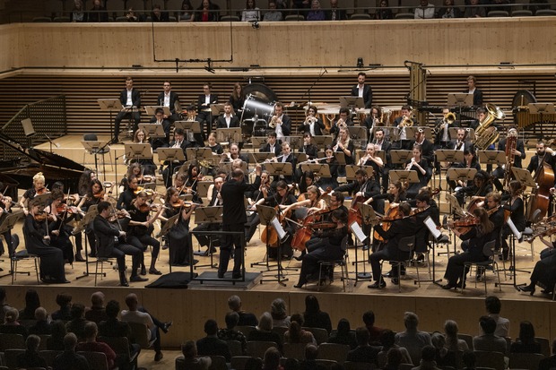 Bild:  Orchester der Zürcher Hochschule der Künste 2018, Leitung Larry Rachleff