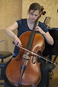 Picture: Instrument / Gesang - Violoncelloklasse 