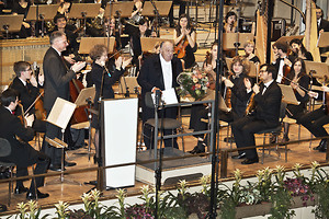 Bild:  2013.11.23. Orchester der ZHdK - Nello Santi, Leitung - Adriana Marfisi, Sopran