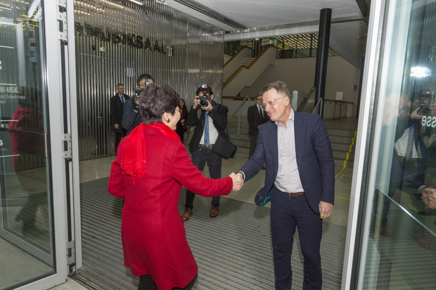 Bild:  Hong Kong Chief Executive Carrie Lam visited Zurich University of the Arts