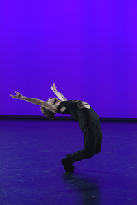 Bild:  Bachelor Contemporary Dance presents