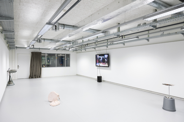 Picture: Collapse Sink_Installation view