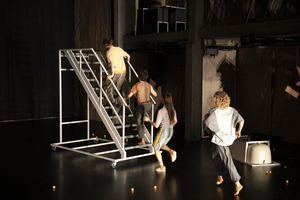Bild:  CASA - Ein Physical Theatre-Stück ohne Worte.