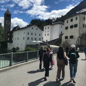 Bild:  Studienreise Master Art Education nach Basel, Winterthur, Susch und Davos  