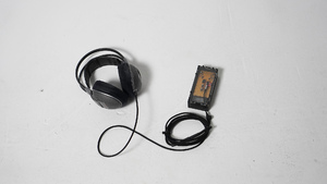 Bild:  Arbeit 1: Elektromagnetische Mikrofone, ein Hörgerät
