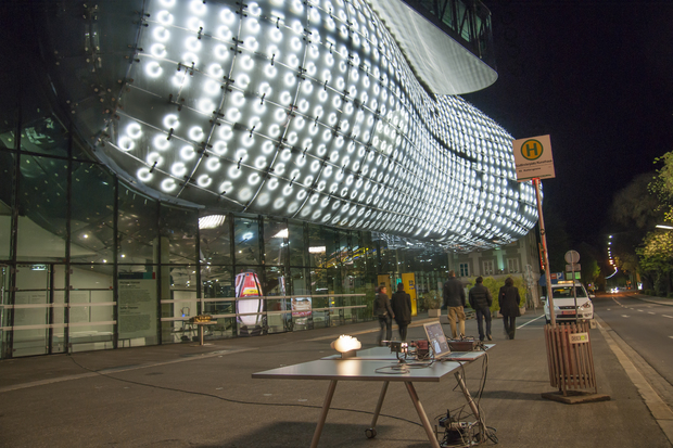 Bild:  Kunsthaus Graz - Lichtkörper 