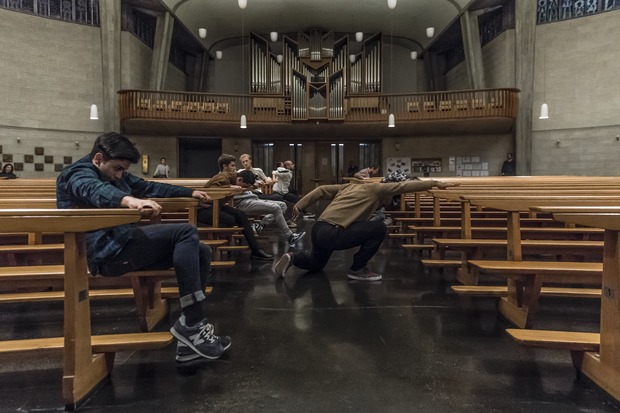 Bild:  Spiritualität im Kirchenraum