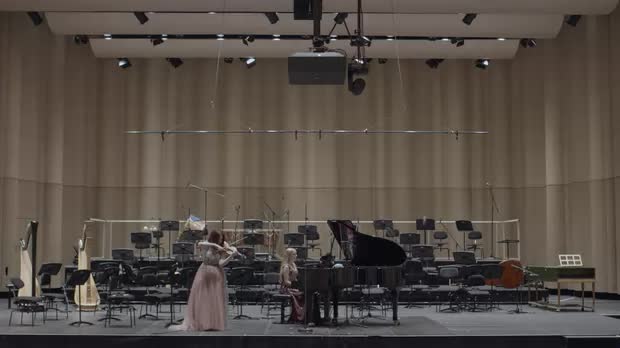 Bild:  Diplomkonzert (Ausschnitt: Maurice Ravel, Tzigane ) BA Klassik