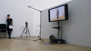 Picture: Performance von Christoph Brunner in einem McGhillie-Kostüm von knowbotic research in der Plavaver-Installation von Eran Schaerf und Florian Dombois
