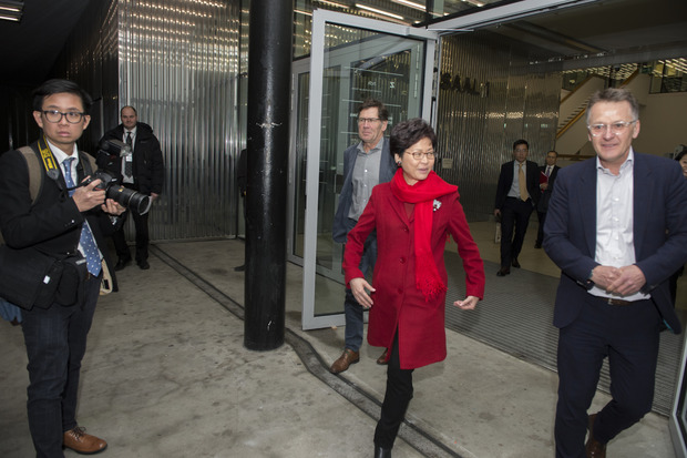 Bild:  Hong Kong Chief Executive Carrie Lam visited Zurich University of the Arts