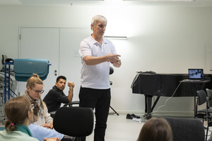 Bild:  Musikphysiologie - Kurs Vorbeugung mit Horst Hildebrandt