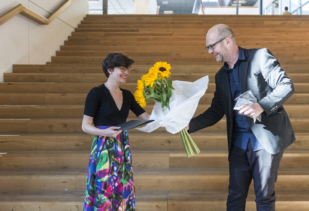 Picture:  Sonja Böckler gewinnt den Förderpreis vom Rektorat mit ihrer Masterarbeit Shave