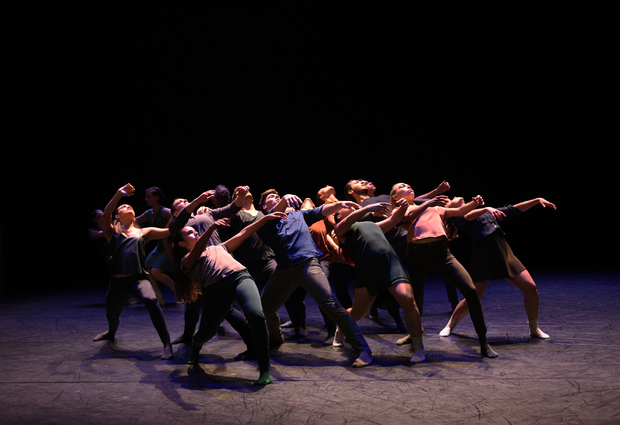 Picture: Isabelle Chaffaud and Jérôme Meyer, Félix Duméril, Sonia Rocha, Stephen Shropshire and Lorand Zachar present: BA Contemporary Dance ZHdK (2015/16)