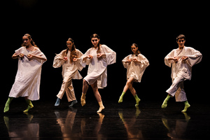 Picture: Bachelor Contemporary Dance presents